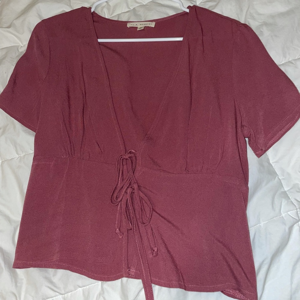 Pacsun tie in front shirt